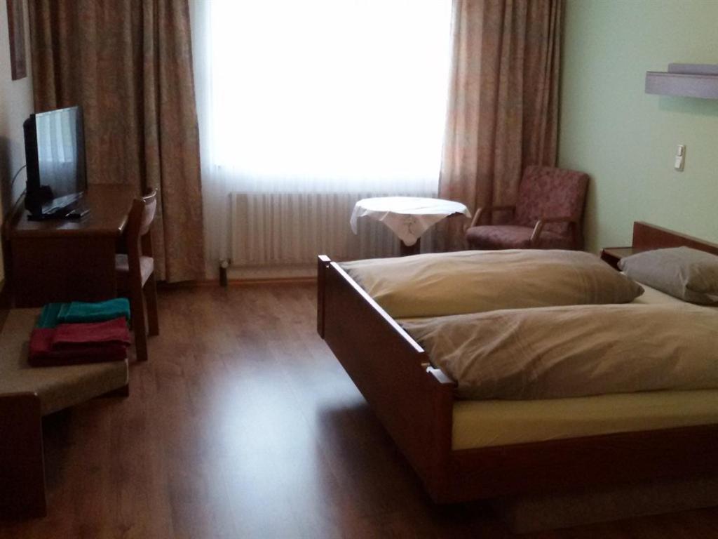 City Hotel Bauer Limabach - Oberfrohna Szoba fotó